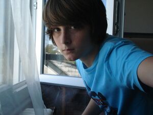 uploads-images-12006589770945 photo.jpg