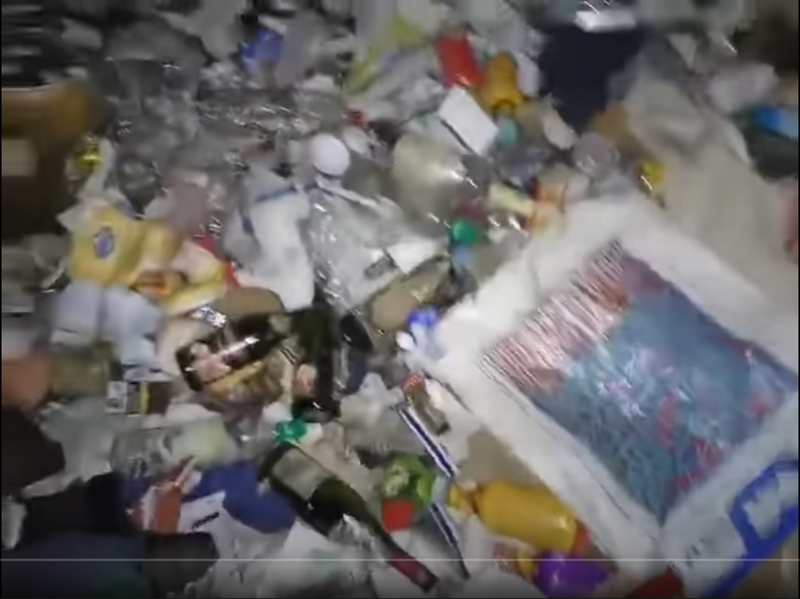 Fichier:2022-02-08 14 52 29-tuto o&o bluecon part z sigma++sfc voyage au LCL pour UEF, Aaliyah Goldfinger re.png