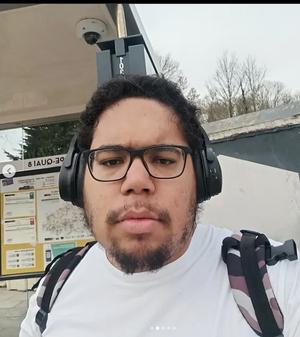 pingpong selfie3.png